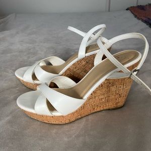 ✨Worn once - White wedge sandals✨